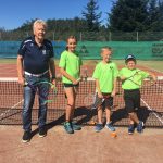 Tennis-Nachwuchs zeigt auf